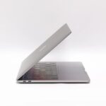 Macbook Pro Retina 2018 13 inch A1989 Touchbar Core i7 Ram 16GB 512GB - Gambar 4