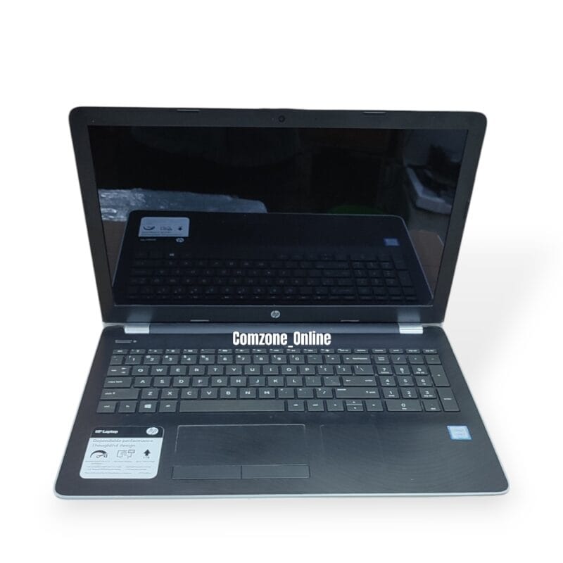HP Notebook 15-bs060wm Core i3-7100u RAM 8GB SSD 256GB TouchScreen 15.6 inch Premium Bergaransi Laptop Comzone.id