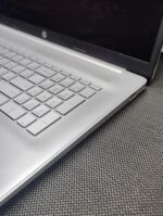 HP 17-CP0056NR AMD Ryzen 3 3250u Ram 8GB SSD 256GB Touchscreen 17.3 inch nbhp48 - Gambar 4