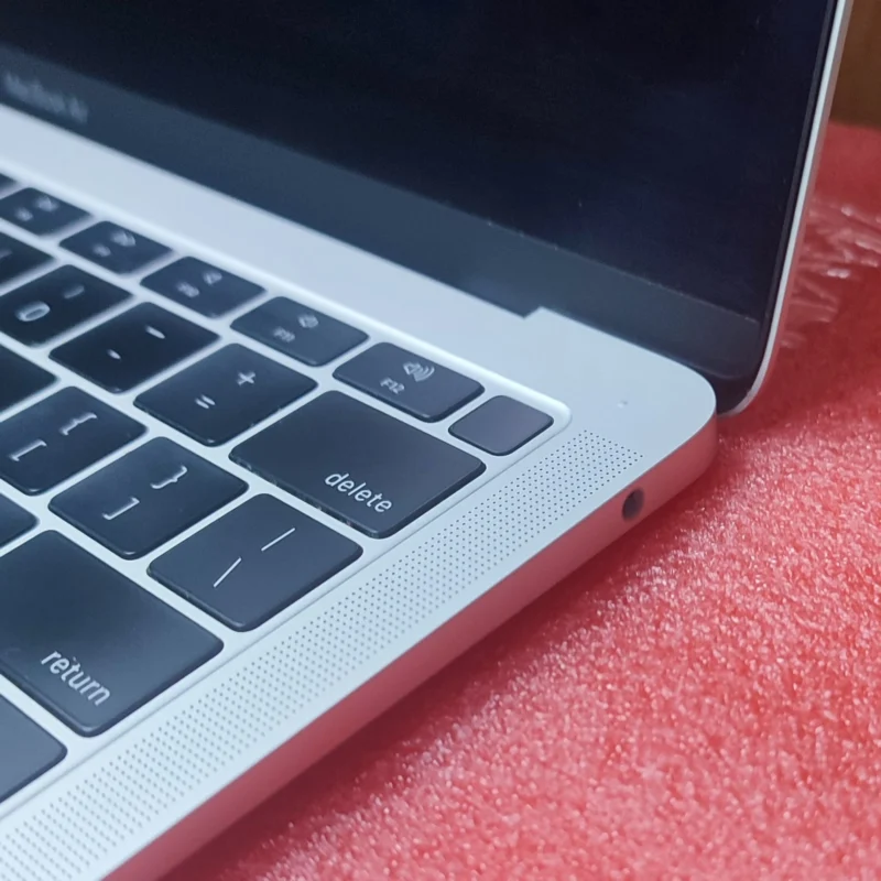 Macbook Air 13 2019 Retina A1932 Core i5 Macbook Comzone.id - Galeri Produk 4