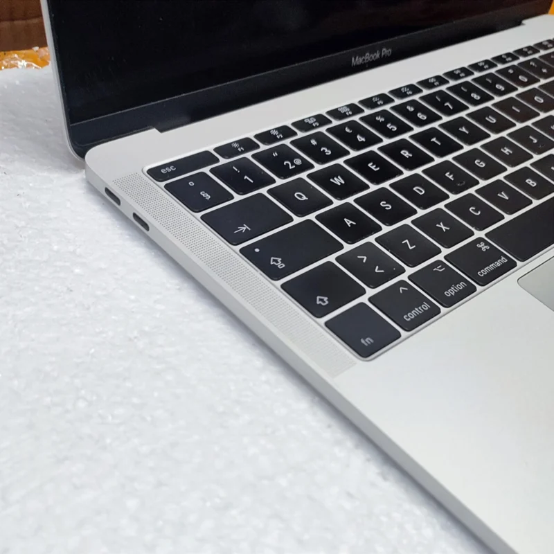 Macbook Pro 13 Retina 2017 A1708 Macbook Comzone.id - Galeri Produk 5